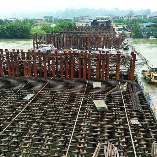 桂林龙门大桥工程建设